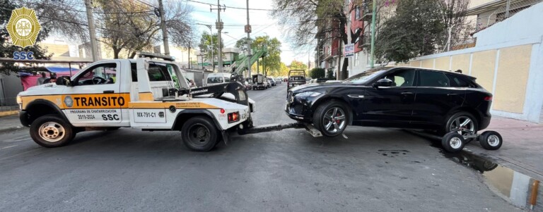 Camioneta con reporte de robo era exhibida en el Museo del Automóvil