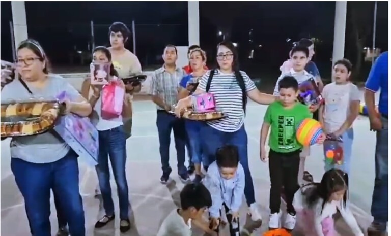 Cártel regala roscas de reyes en Tabasco