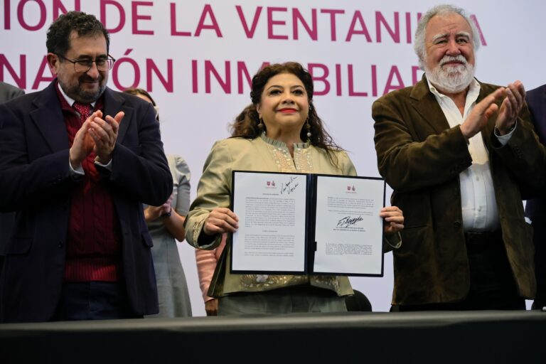 Clara Brugada presenta ventanilla única para agilizar trámites inmobiliarios en CDMX