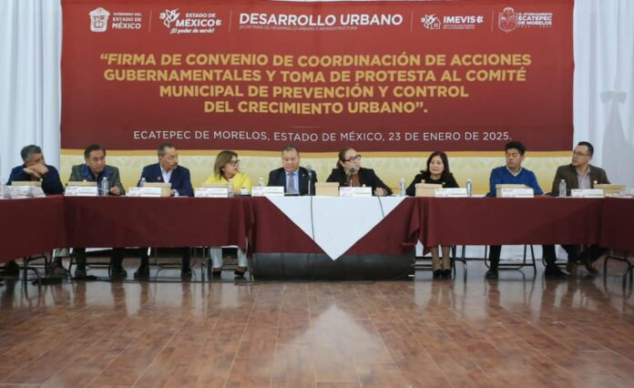 Firma Regional de Convenios de Coordinación de Acciones Gubernamentales entre Instituto Mexiquense de la Vivienda Social (IMEVIS) y Ayuntamientos del Estado de México. Ecatepec.