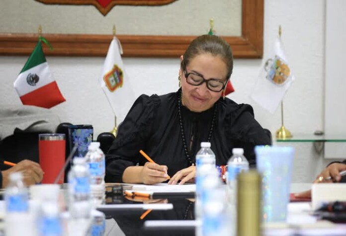 Azucena Cisneros. Mesa Interinstitucional por la Recuperación del Agua. Imagen de internet.