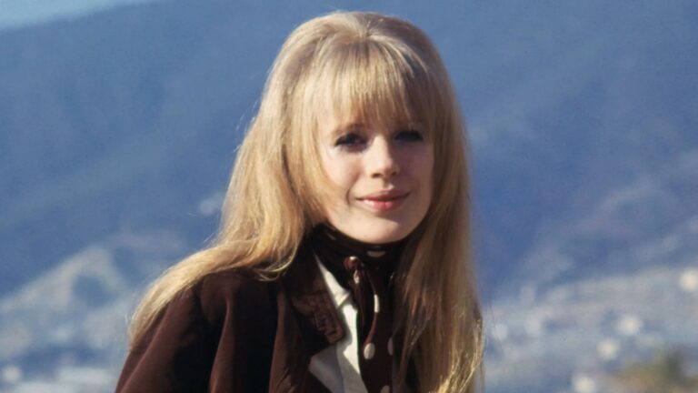 Muere Marianne Faithfull, icónica cantante británica a los 78 años