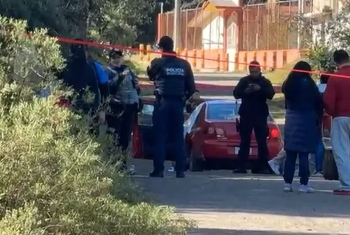 Asesinan a director de primaria frente a su hija en Zaragoza, Puebla