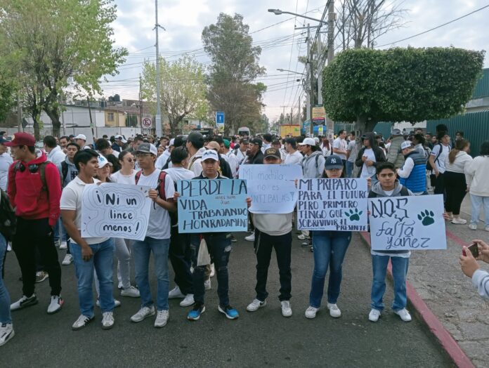 Estudiantes de Celaya marcha para exigir justicia por asesinato de Josué