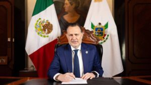 Gobierno de Querétaro buscará prohibir el acceso a redes sociales a menores de 14 años