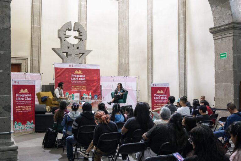 Libro Clubes de la Ciudad de México se unen a la 46ª Feria Internacional del Libro del Palacio de Minería