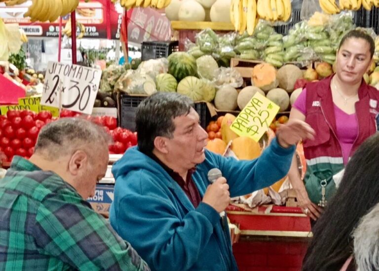 Mercados de Benito Juárez: asamblea informativa sobre digitalización y regularización de trámites