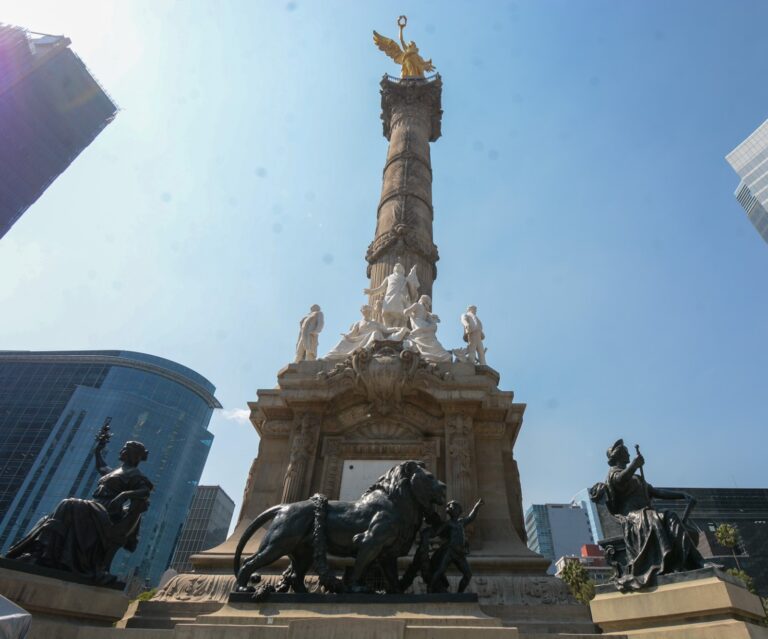 Restauran la Columna de la Independencia para preservar el patrimonio nacional