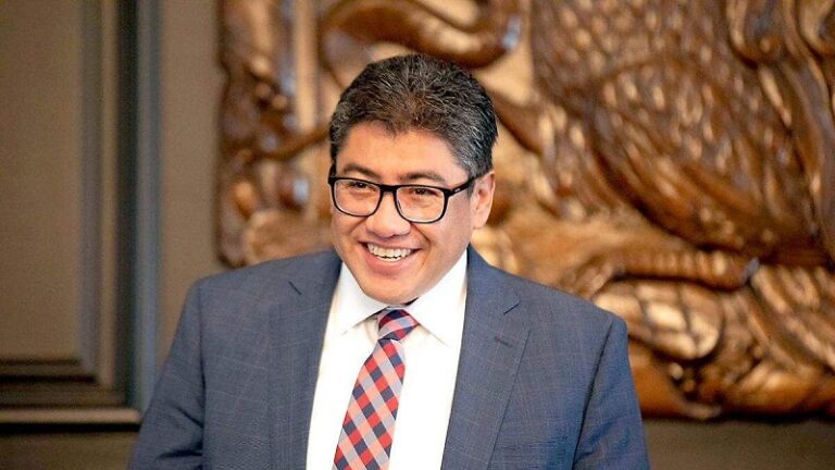 Saúl Monreal va por gubernatura, pese a reforma contra nepotismo