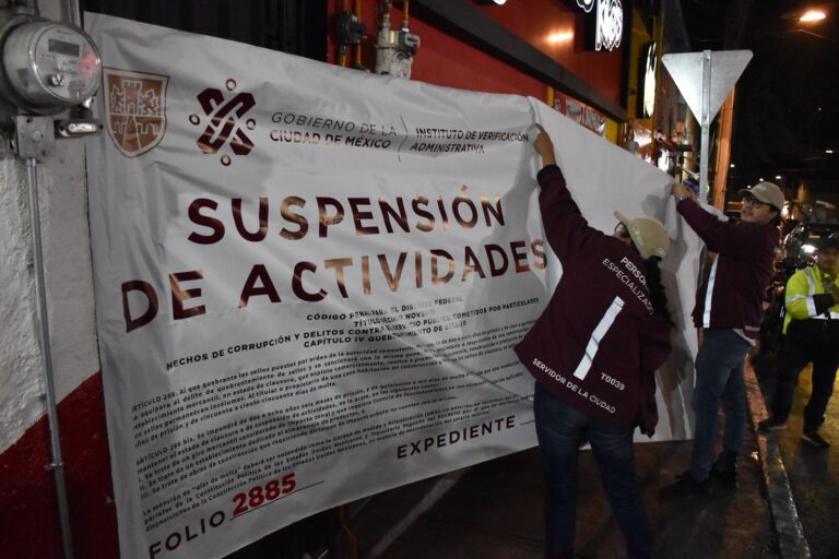 Suspende CDMX 16 establecimientos nocturnos por venta irregular de alcohol en operativos