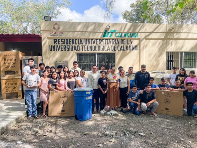 Bienestar fortalece educación en Calakmul con entrega de mobiliario en comunidades estudiantiles