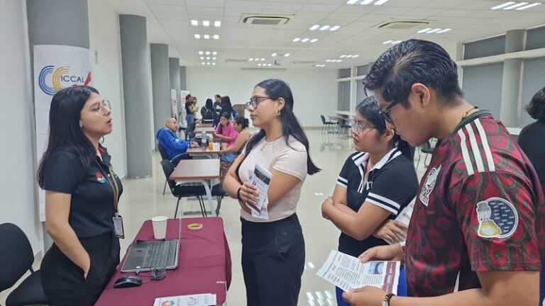 Gobierno de Ana Paty Peralta impulsa el futuro profesional de la juventud con espacios reales de formación