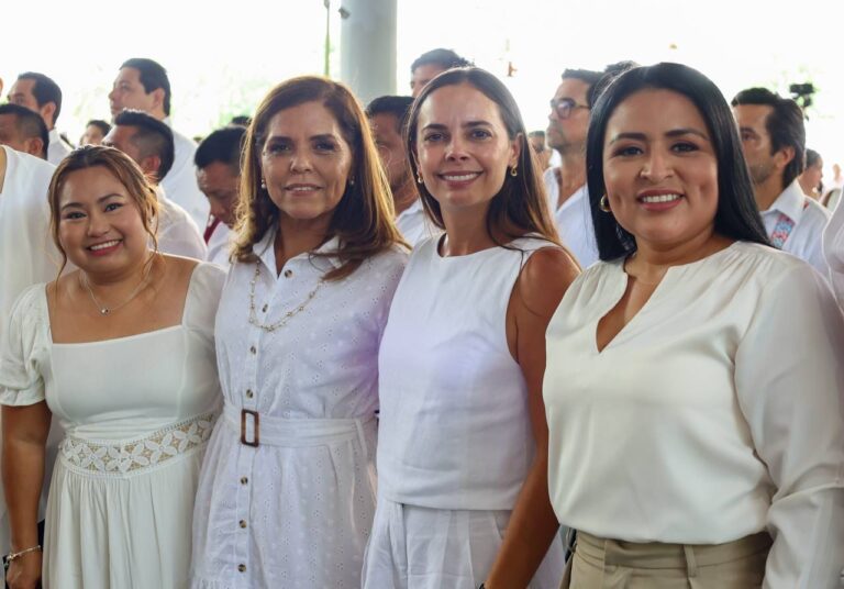 Festeja Ana Paty Peralta XVII aniversario de la creación del municipio de Tulum
