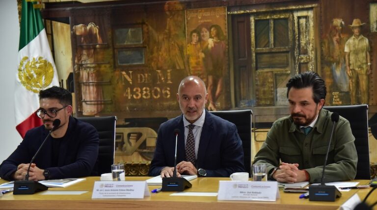 SICT firma convenio con el IMSS para construir hospitales, clínicas y centros de educación y cuidado infantil