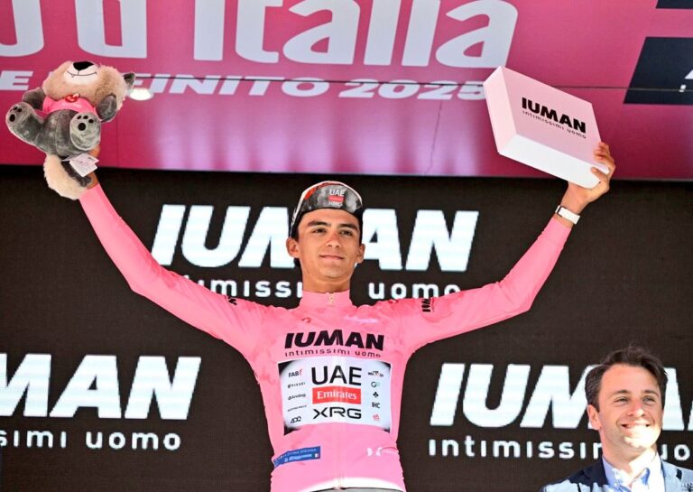 Isaac del Toro hace historia en el Giro de Italia: primer mexicano en portar la Maglia Rosa
