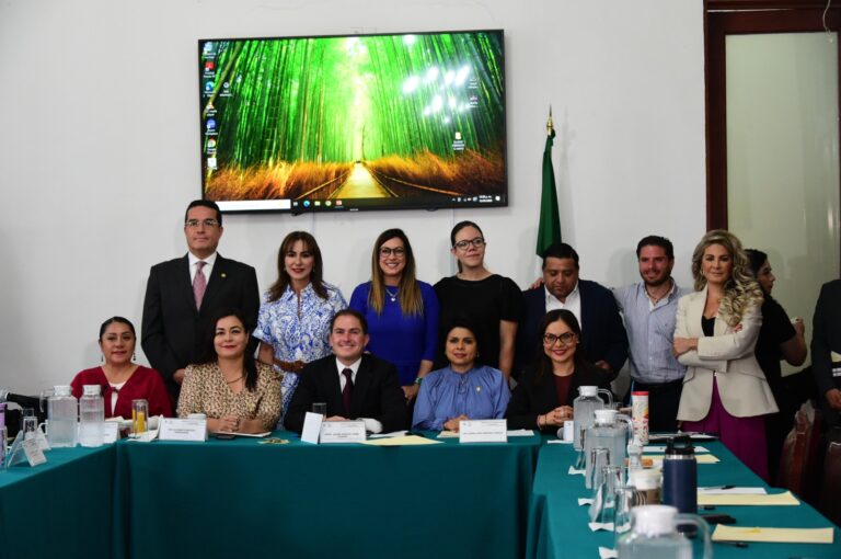 Javier López Casarín presenta avances de gestión ante el Congreso local