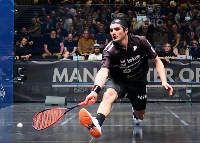 Leonel Cárdenas se retira del Mundial de Squash por lesión tras avanzar de ronda