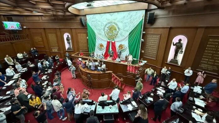 Michoacán aprueba reforma sobre apología del delito