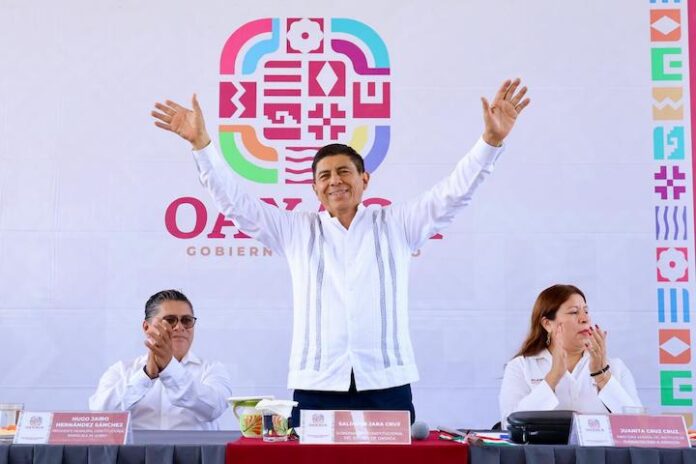 Salomón Jara anuncia rehabilitación del sistema de agua potable de Mariscala de Juárez