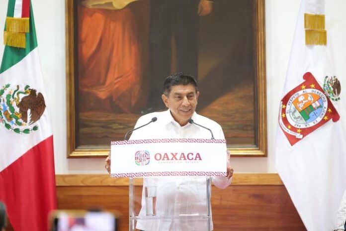 Salomón Jara promueve el desarrollo en las comunidades indígenas y afromexicanas