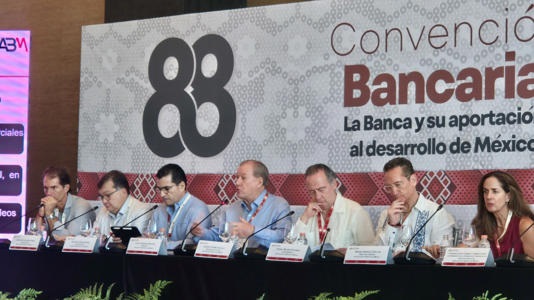 “Se vale revisar el pasado”, dicen banqueros sobre el Fobaproa