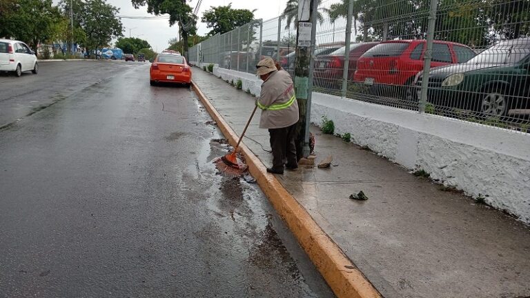Mantiene ayuntamiento de Benito Juárez trabajos preventivos ante lluvias