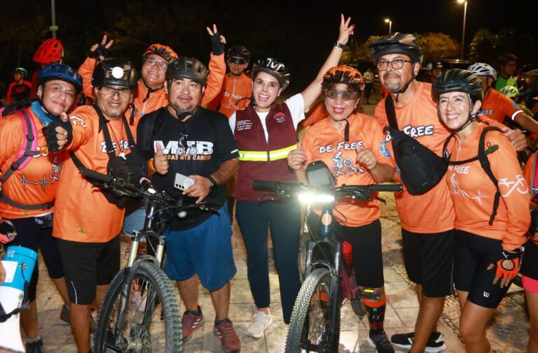 Celebra Ana Paty Peralta exitosa primera edición de “Rodando Cancún”