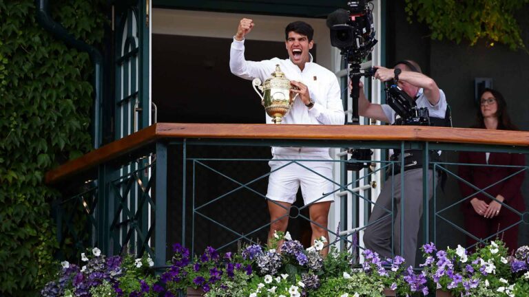 Alcaraz debuta contra Fognini y va por otro título en Wimbledon