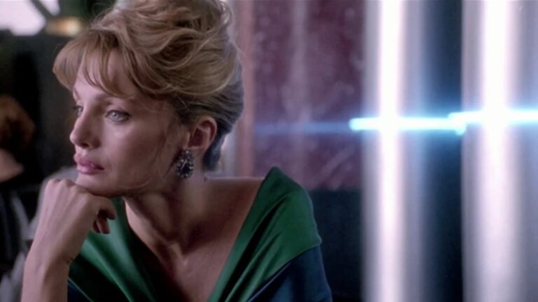 OTRAS INQUISICIONES: Arielle Dombasle: Un Viaje de Arte y Filosofía