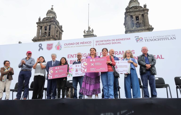 Clara Brugada inicia 3a entrega de programas ‘Pensión Hombres Bienestar‘ e ‘Ingreso Ciudadano Universal‘