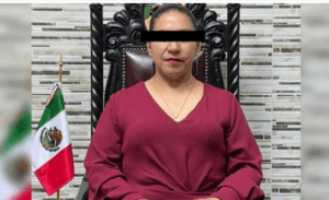 Detienen a Selenne 'N', presidenta municipal de Capulhuac, Edomex