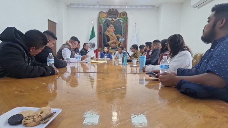 Gobierno de Ecatepec y concesionarios de basura acuerdan reordenamiento