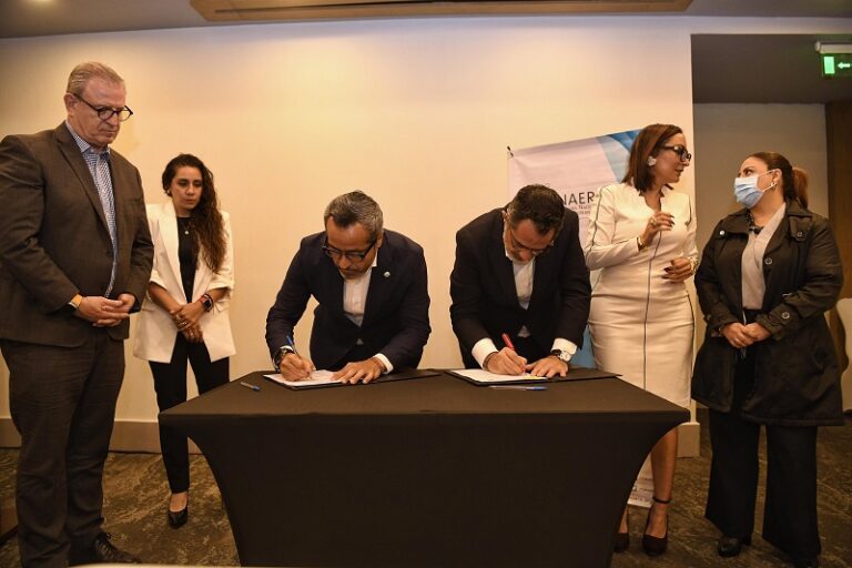 Profeco firma convenio con Canaero en beneficio de las y los consumidores
