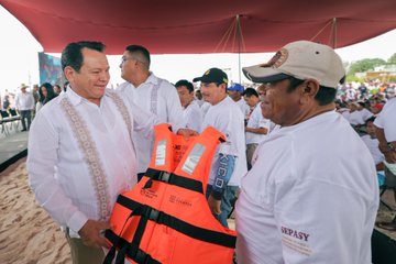 Fortalecen la seguridad marítima de los pescadores de Yucatán