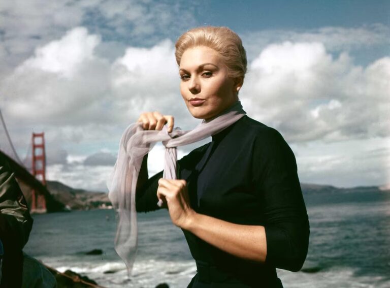 Kim Novak heroína de Hitchcock recibirá el premio a la trayectoria en el Festival de Venecia