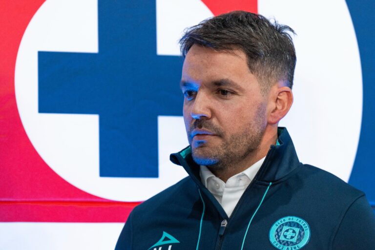 La Máquina inicia nueva etapa con Larcamón al mando del equipo varonil