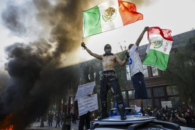 Acusa Claudia Sheinbaum montaje en uso de bandera de México en protestas en Estados Unidos
