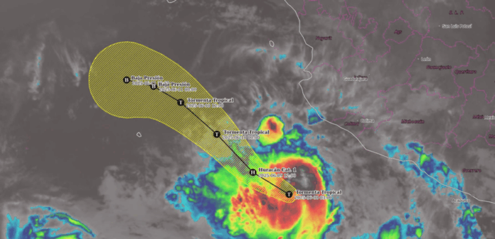 Tormenta tropical ‘Barbara‘ se fortalece frente a Colima y Jalisco