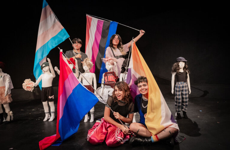 UNAM alza la voz trans con jornadas artísticas de poesía, teatro y reflexión colectiva