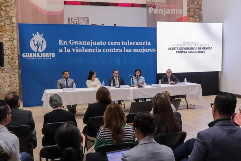 Apoya Gobierno de la Gente a niñas, niños y adolescentes víctimas indirectas de feminicidio y desaparición de sus madres
