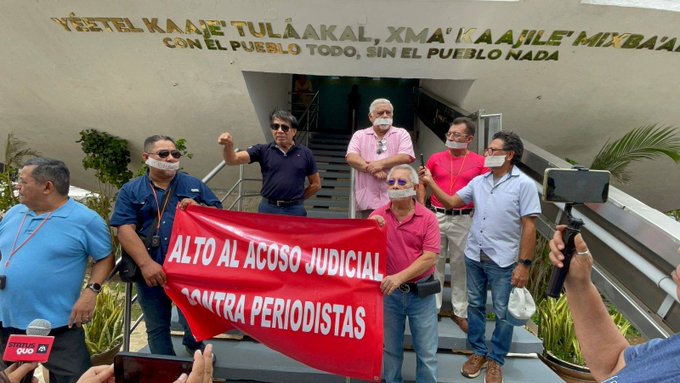Periodistas de Campeche realizan marcha por el respeto a la libertad de expresión