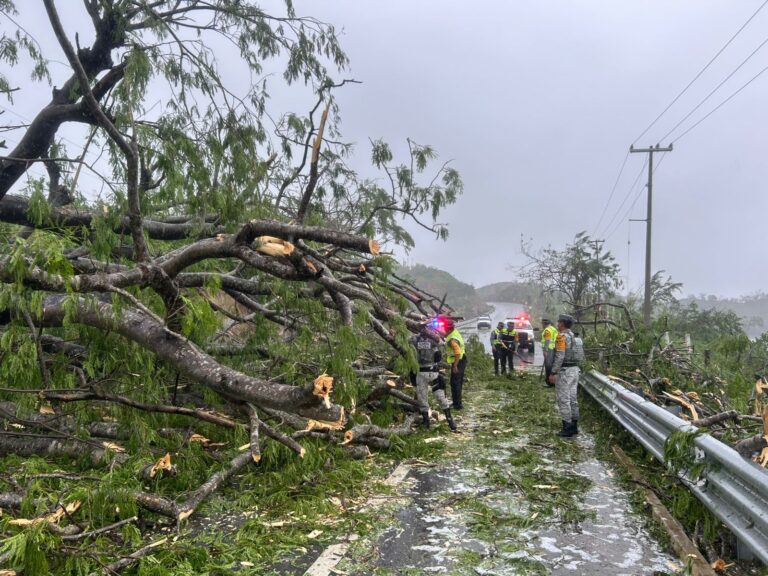 ‘Erick‘ se debilita a tormenta tropical