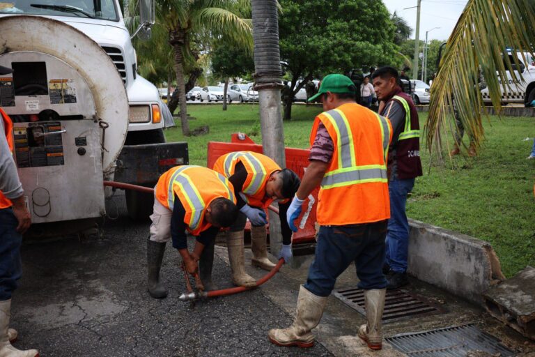 Refuerza Ana Paty Peralta la prevención por temporada de lluvias y huracanes 2025