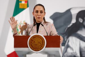 Contradictorias, las resoluciones del INE sobre acordeones en elección judicial: Sheinbaum