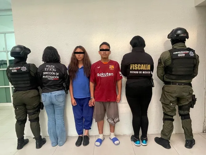 Detienen a madre y padrastro por feminicidio de niña de dos años en Chimalhuacán