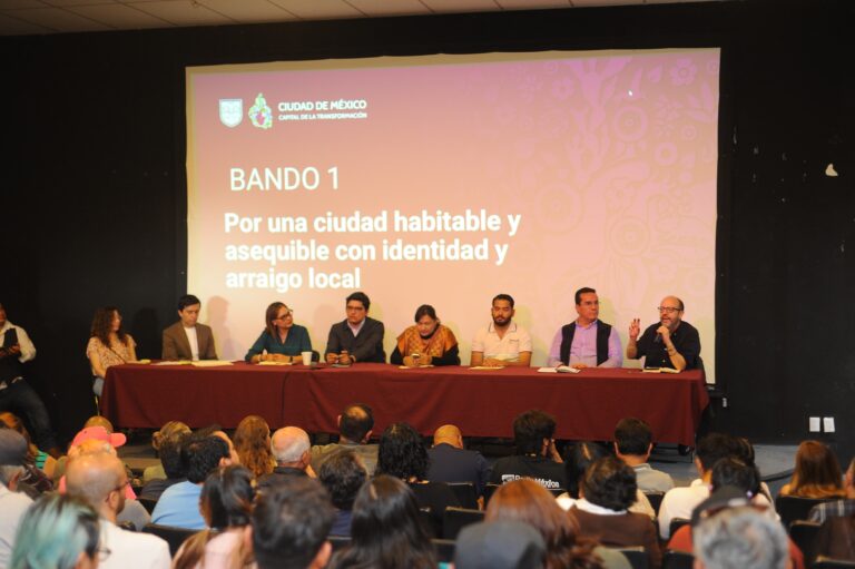 Foro en Azcapotzalco abre batalla legislativa contra la gentrificación capitalina
