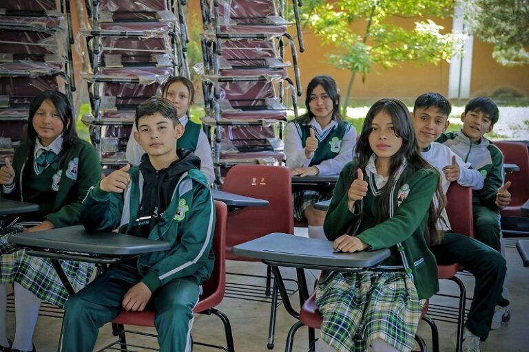 Mejora Gobierno del EdoMéx condiciones educativas en Chiautla; beneficia a más de 2,900 estudiantes