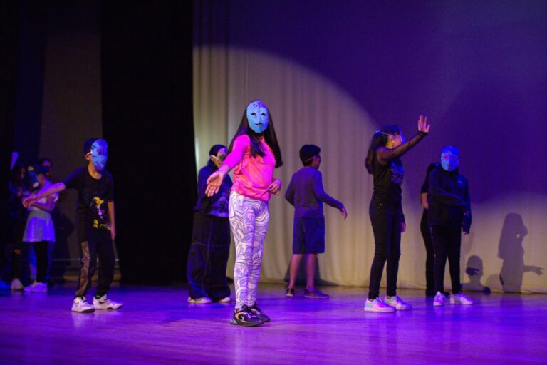 Inscripciones abiertas para cursos de verano gratuitos en FAROS y centros culturales de CDMX