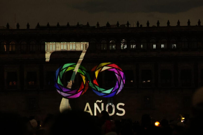 Más de un millón de personas vivieron el videomapping histórico “Memoria Luminosa”