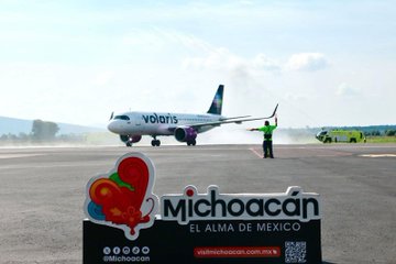 Morelia recibe el primer vuelo directo desde Ontario